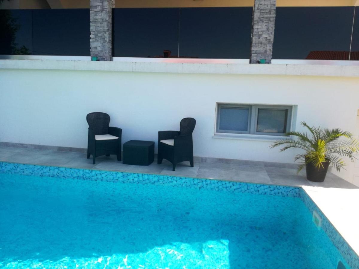 Villa Infinity Pinezići Екстериор снимка
