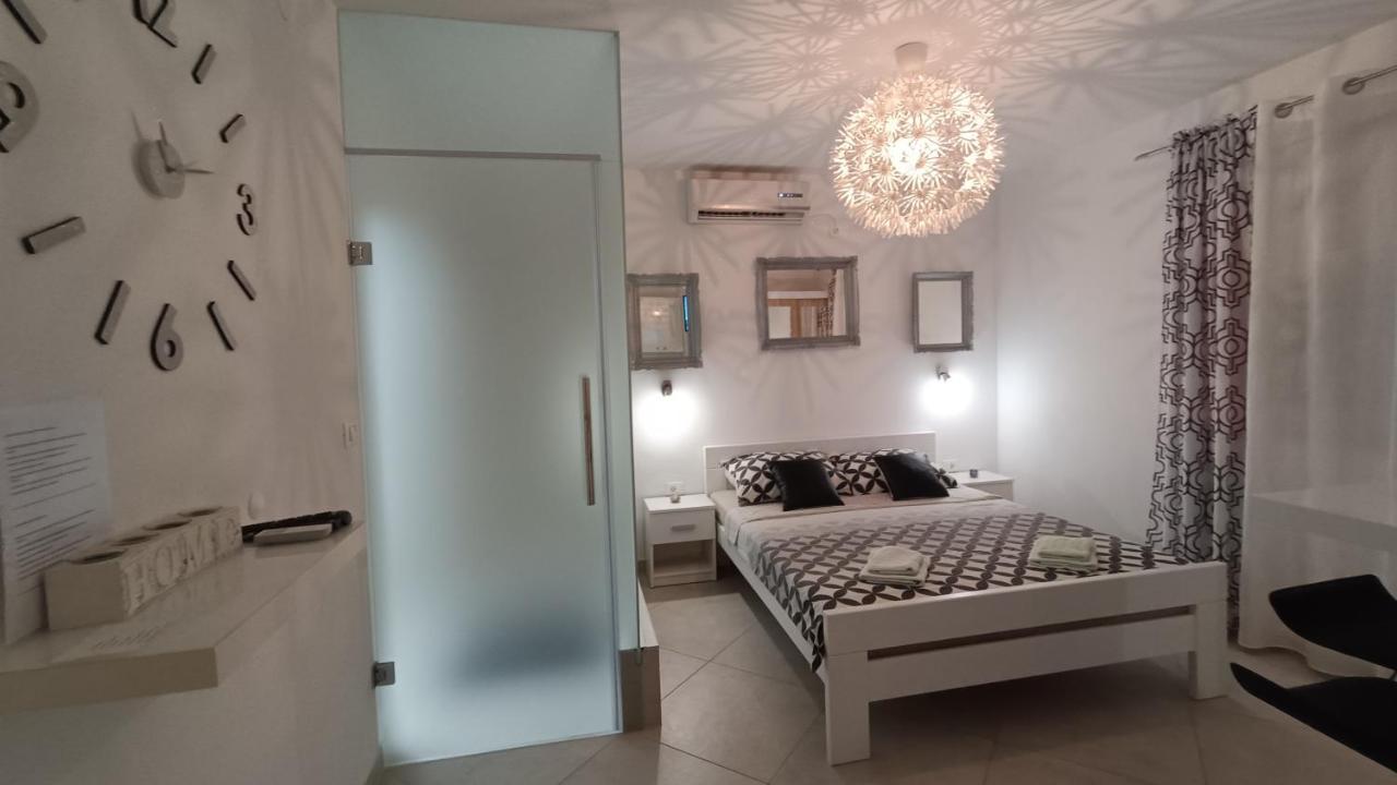 Villa Infinity Pinezići Екстериор снимка